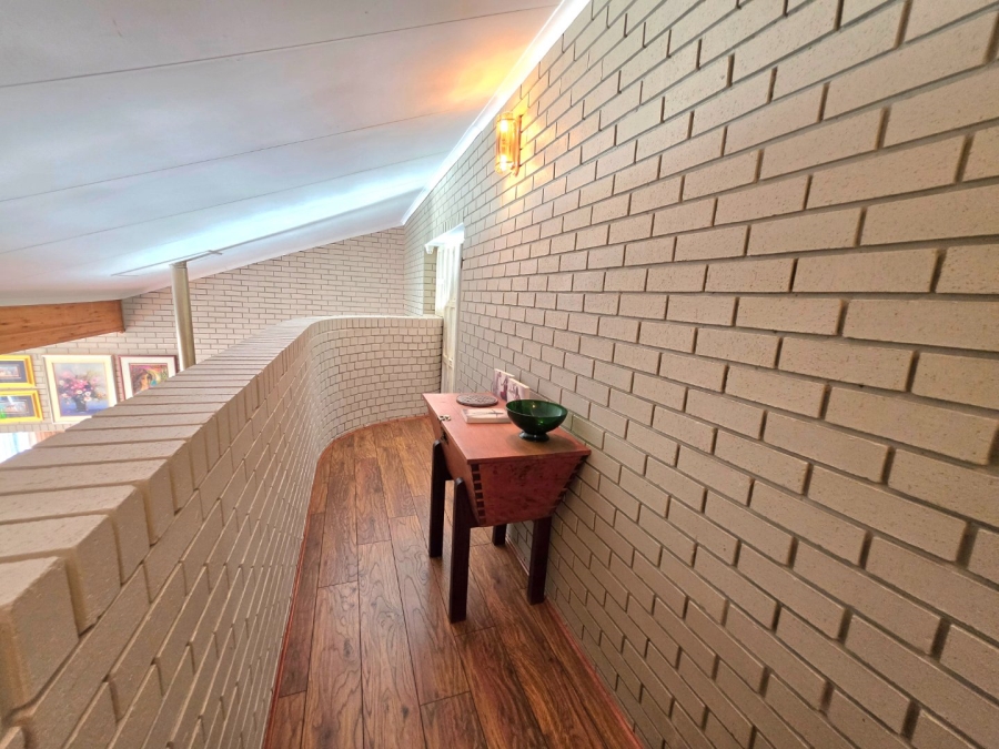 4 Bedroom Property for Sale in Panorama Free State